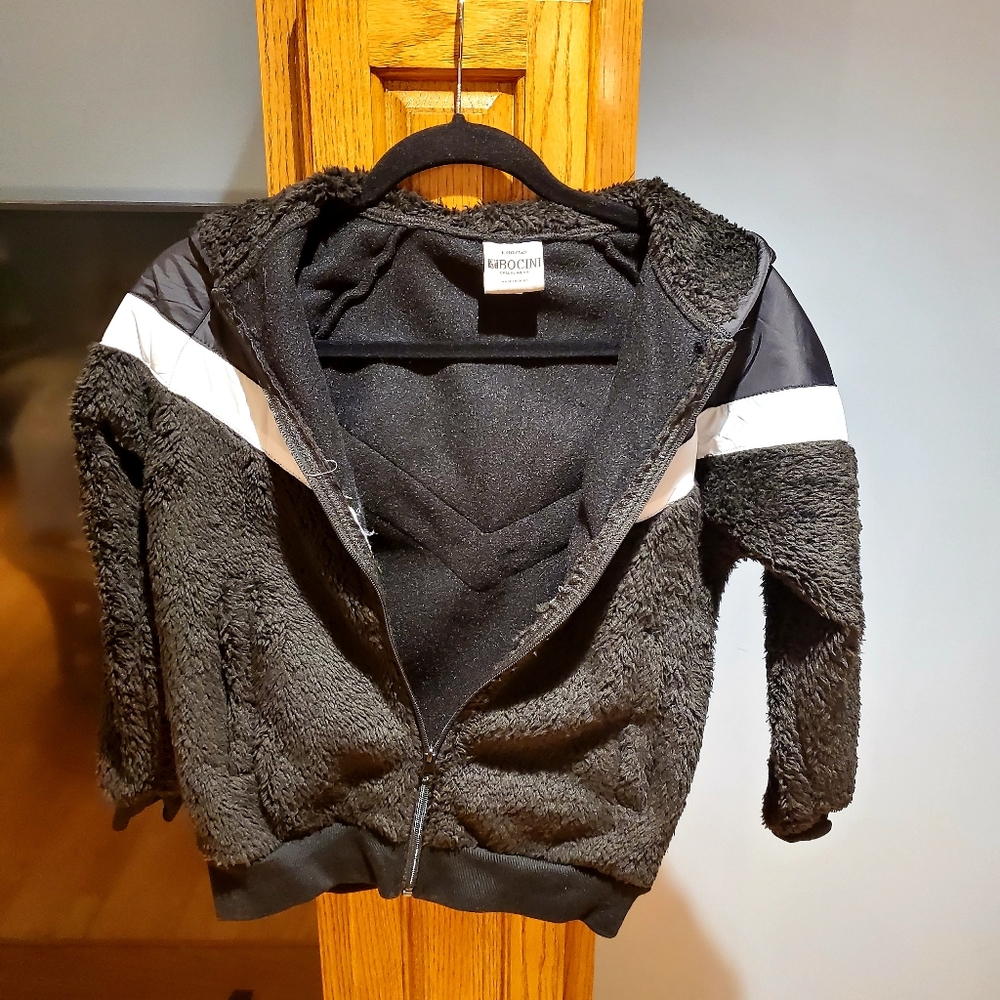 Boys warm fleece jacket size 10/12